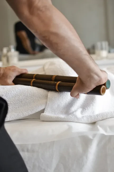Creole bamboo massage
