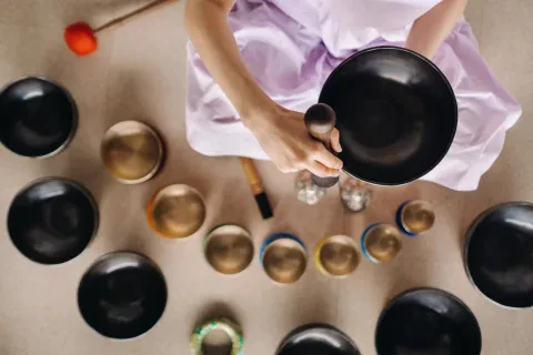 Massage with Tibetan Singing Bowls