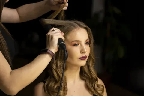 Styling Curls / Hollywood wave