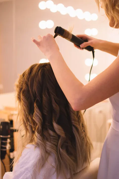 Styling Curls / Hollywood wave