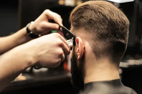 Haircut with a machine