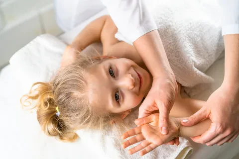 Children's massage (from 3 to 12 years)